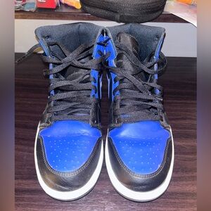 NIKE Jordan 1 MID “Hyper Royal Tumbled Leather”